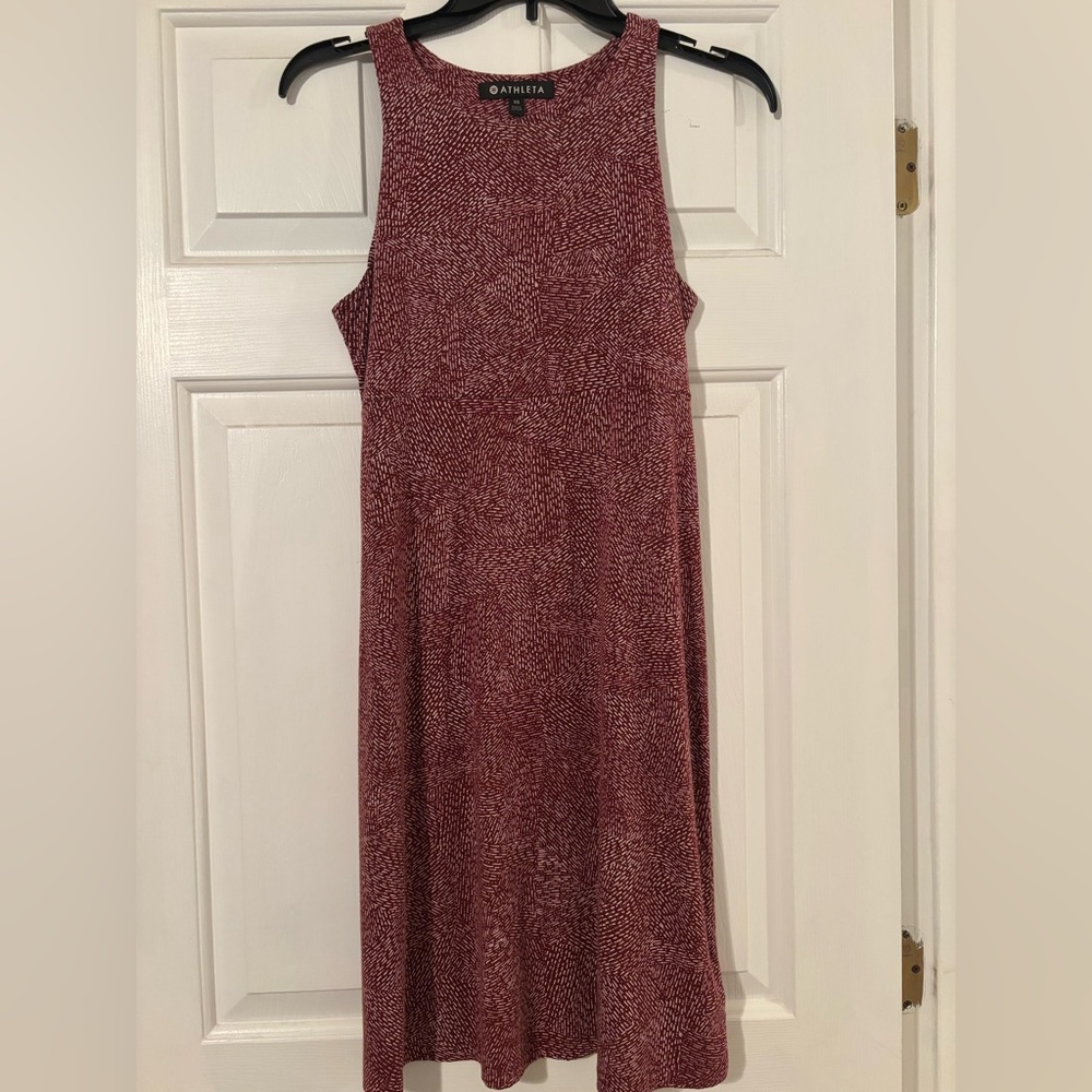 Athleta skater dress size XS - maroon and white. Great condition